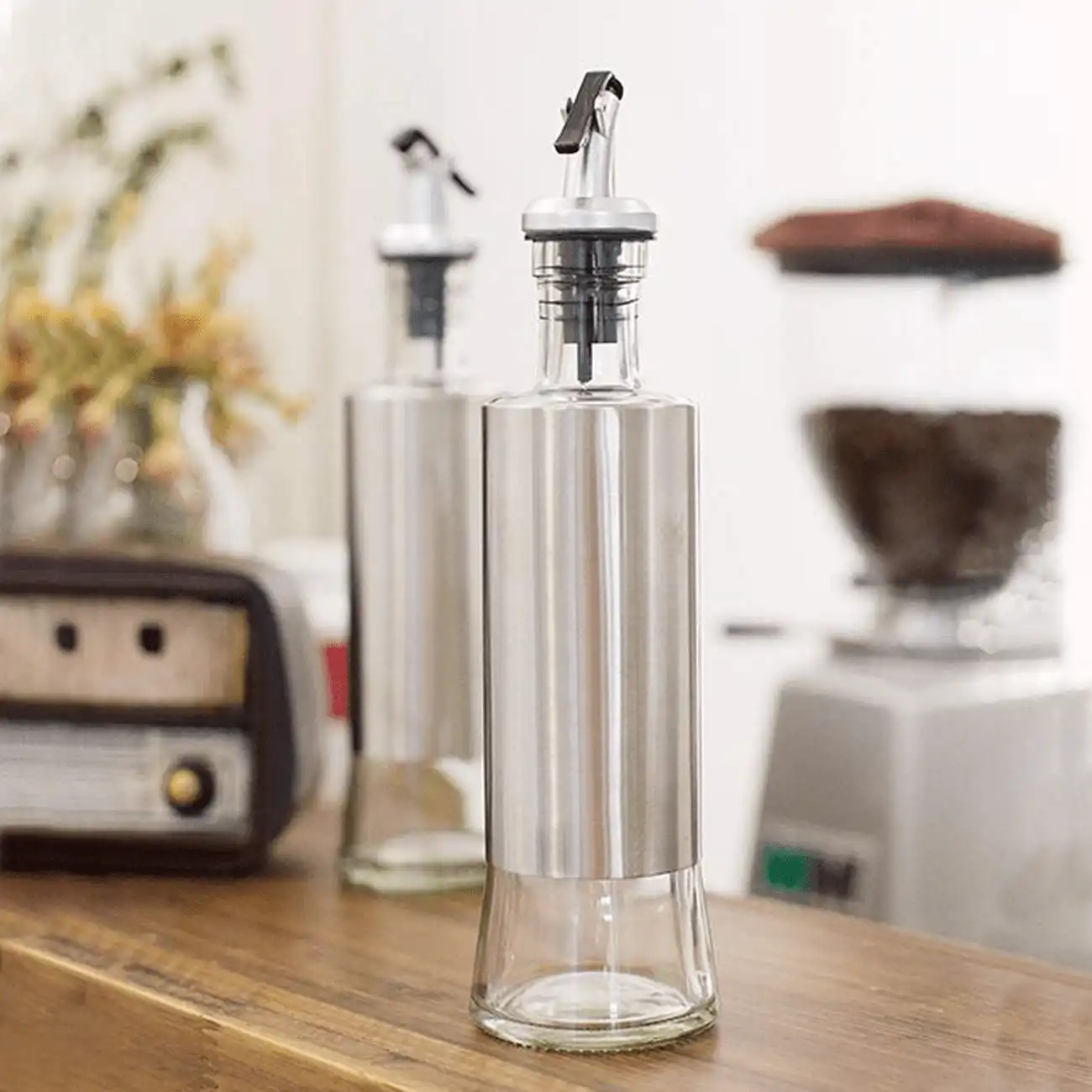 Clear Glass Vinegar Oil Bottle Pourer with Stainless Steel Anti-drip Leak-Proof Cooking Oil Container