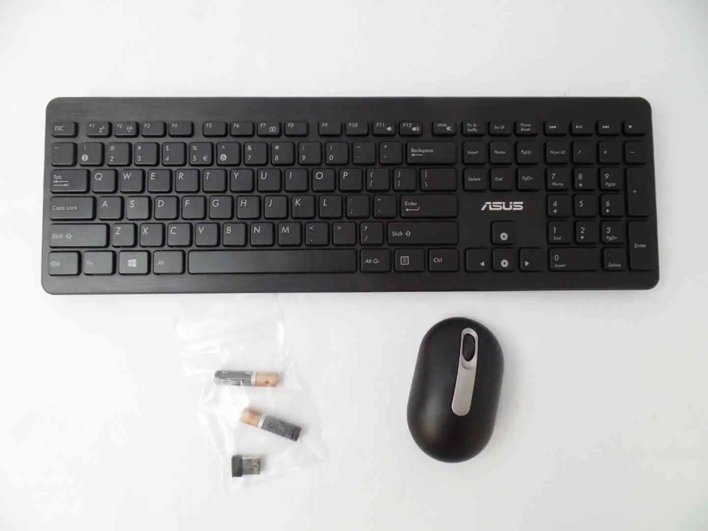 ASUS W2000 is a wireless 2.4GHz keyboard Sri Lanka | ido.lk