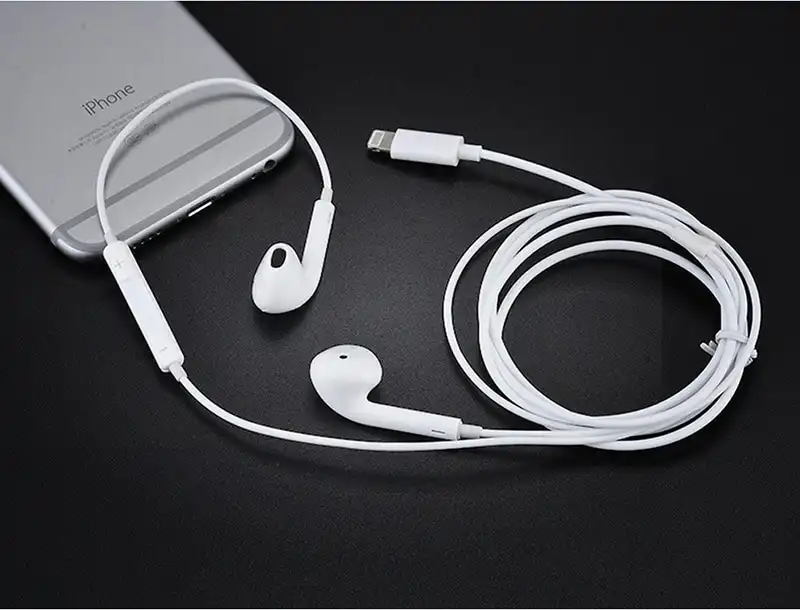apple earpods with lightning connector: Buy Online at Best Prices in SriLanka |  ido.lk