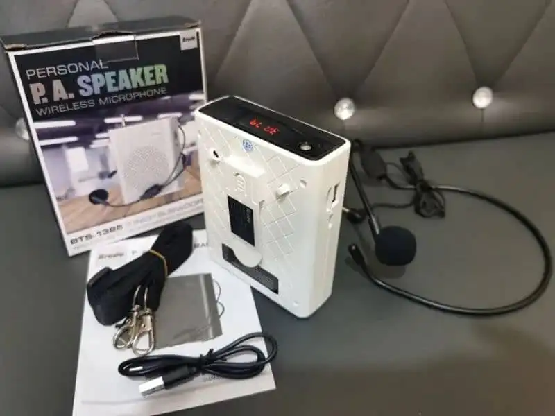 Portable Speaker with Wireless Microphone BTS1383: Buy Portable Speaker with Wireless Microphone Sri Lanka | ido.lk