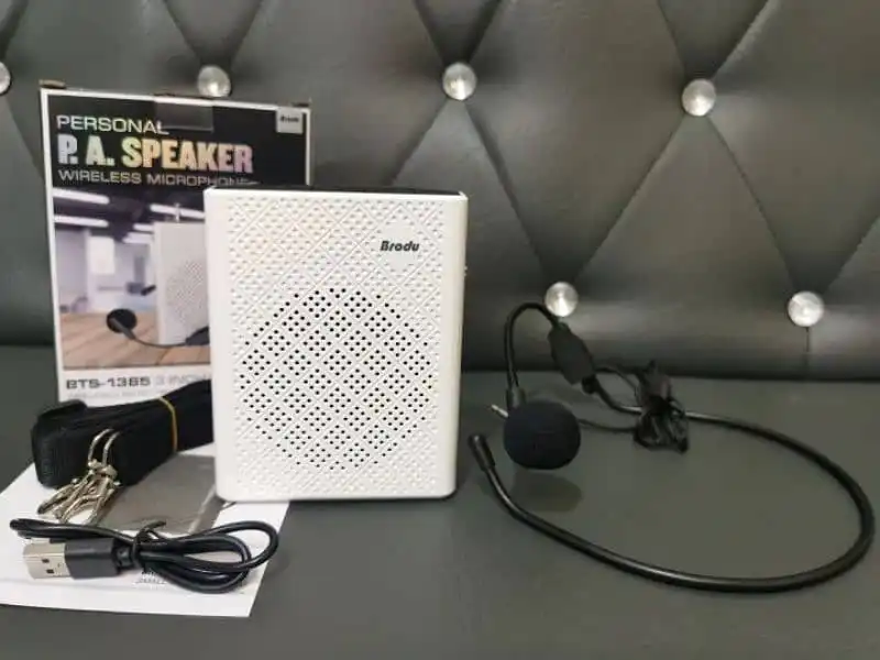 Portable Speaker with Wireless Microphone BTS1383: Buy Portable Speaker with Wireless Microphone Sri Lanka | ido.lk